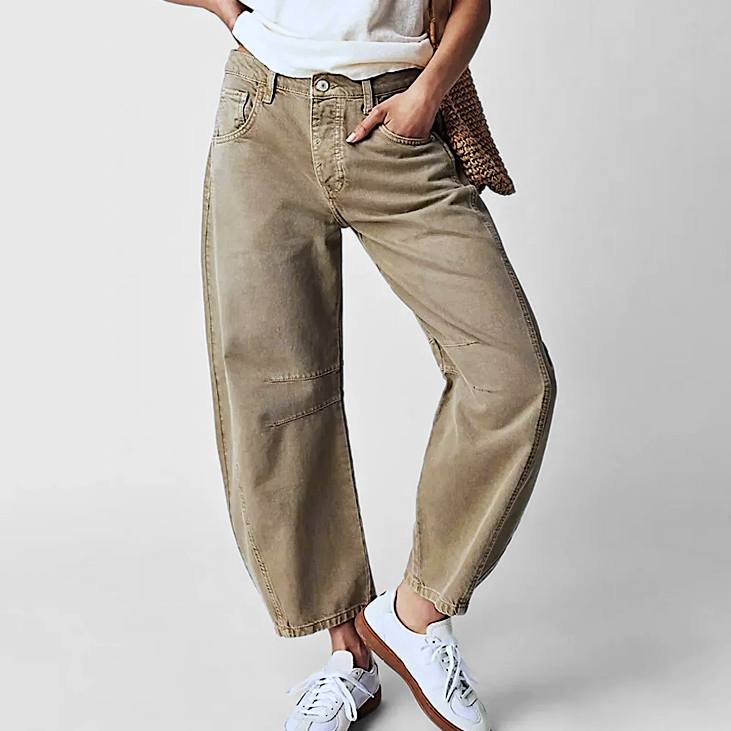 Sia '90s Washed Wide-Leg Jeans